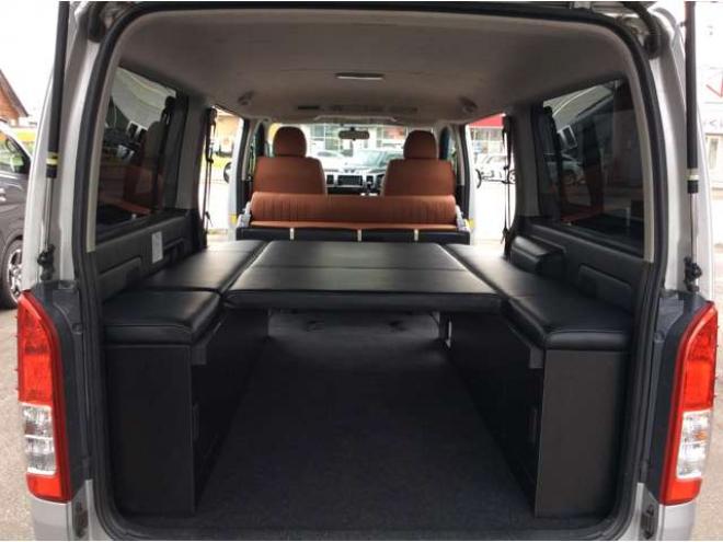 ハイエースバン3.0 スーパーGL ロング ディーゼルターボ 4WD　リアヒーター&クーラー　キーレス　ETC　電動格納ミラー　デュアルエアコン　ベッドキッド　フロントフォグランプ　clarionSDナビ(NXL13)　AUX　Bluetooth　USB　16インチAW 3000