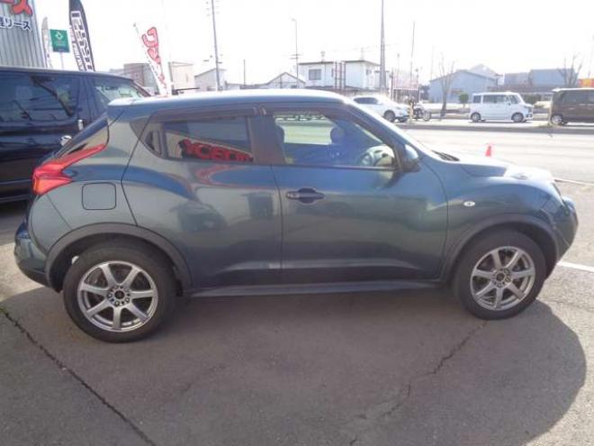 ジューク1.6 16GT FOUR 4WD　ワンオーナー　キーフリー　社外マフラー 1600