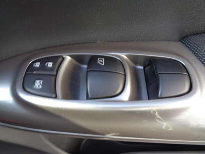 ジューク1.6 16GT FOUR 4WD　ワンオーナー　キーフリー　社外マフラー 1600