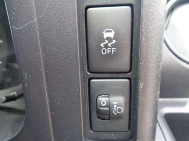 プロボックスバン1.5 DX コンフォート 4WD　ワンオーナー　キーレス　レーダーブレーキ　車線逸脱警報装置　横滑り防止装置　車検整備渡し　夏冬タイヤ付き 1500