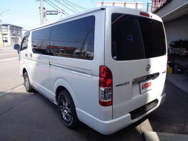レジアスエース2.8 スーパーGL ダークプライムII ロングボディ ディーゼルターボ 4WD　ワンオーナー　TRDフロントスポイラー　TRD　TF7Aアルミホイール　両側パワースライドドア　リアヒーター　純正ナビ　フルセグ　Bluetooth　レーダーブレーキ　荷室ダウンライト　車線逸脱警報 2800