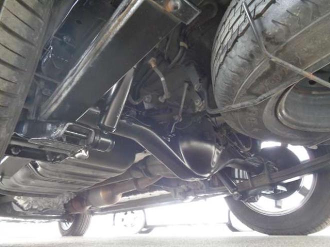 レジアスエース2.8 スーパーGL ダークプライムII ロングボディ ディーゼルターボ 4WD　415COBRA　S-6ボンネット&クリーンルック3Fリップ&ステージ2ルーフスポイラー&バッドラッカーSD-6　17インチAW　ヨコハマPARADA215/60R17　両側パワースライドドア　ETC　社外コンソールBOX　ベットキット 2800