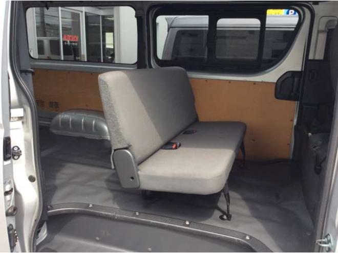 ハイエースバン2.8 DX ロング GLパッケージ ディーゼルターボ 4WD　キーレス　両側スライドドア　フロントフォグランプ　衝突被害軽減システム　車線逸脱防止　横滑り防止装置　パワーヒート　オートマチックハイビーム　バックカメラ　メモリナビ　フルセグTV　　電動格納ミラー 2800