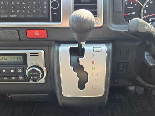 ハイエースバン3.0 スーパーGL ロング ディーゼルターボ 4WD　寒冷地仕様　プッシュスタート　スマートキー　リアヒーター&リアクーラー　LEDヘッドライト　フロントフォグランプ　 バックカメラ　ステアリングスイッチ　パワーヒート　純正ナビ　フルセグTV　レーダー探知機 3000
