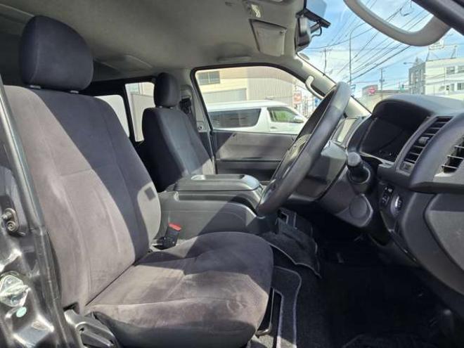 ハイエースバン3.0 スーパーGL ロング ディーゼルターボ 4WD　寒冷地仕様　プッシュスタート　スマートキー　リアヒーター&リアクーラー　LEDヘッドライト　フロントフォグランプ　 バックカメラ　ステアリングスイッチ　パワーヒート　純正ナビ　フルセグTV　レーダー探知機 3000