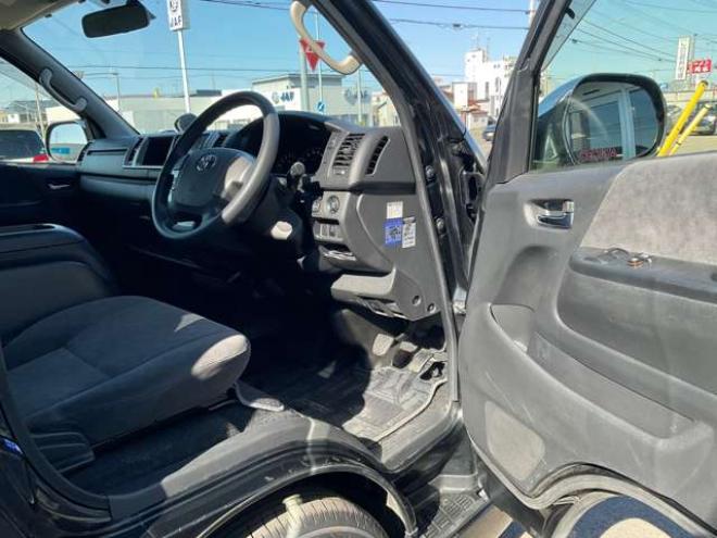ハイエース2.7 GL ロング ミドルルーフ 4WD　社外メモリーナビTV　バックカメラ　ワークエクストラップ17インチアルミ　415コブラフロントスポイラー　パワースライドドア　LEDヘッドライト　Wエアバック　スマートキー　AC100V 2700