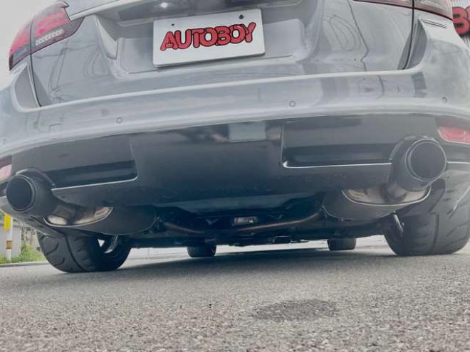 レヴォーグ2.0 STI スポーツ アイサイト 4WD　東京オートサロン2020受賞車　フロント片側60mmワイド　リア片側85mmワイド　ナルドグレー全塗装　BRIDEセミバケットシート　WRX後期Fバンパー　フロント6POTキャリパー　CUSCO製車高調　車幅公認済み 2000