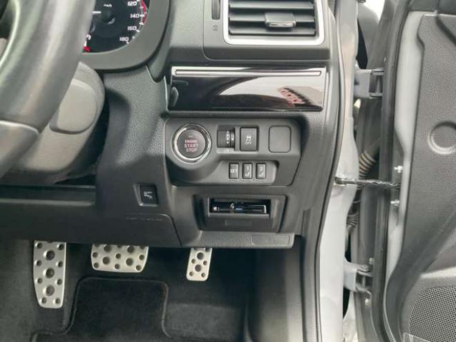 レヴォーグ2.0 STI スポーツ アイサイト 4WD　東京オートサロン2020受賞車　フロント片側60mmワイド　リア片側85mmワイド　ナルドグレー全塗装　BRIDEセミバケットシート　WRX後期Fバンパー　フロント6POTキャリパー　CUSCO製車高調　車幅公認済み 2000