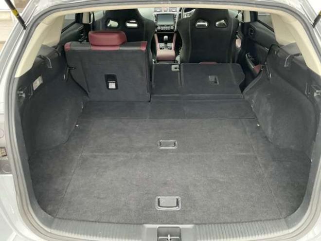 レヴォーグ2.0 STI スポーツ アイサイト 4WD　東京オートサロン2020受賞車　フロント片側60mmワイド　リア片側85mmワイド　ナルドグレー全塗装　BRIDEセミバケットシート　WRX後期Fバンパー　フロント6POTキャリパー　CUSCO製車高調　車幅公認済み 2000