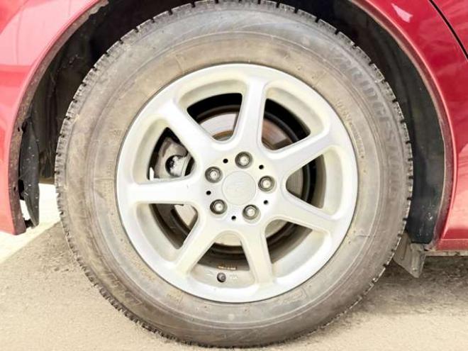 インプレッサスポーツ 1.6 i-L 4WD　防錆塗装4WDTVナビETC積込タイヤ 1600