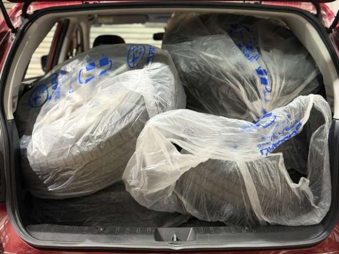 インプレッサスポーツ 1.6 i-L 4WD　防錆塗装4WDTVナビETC積込タイヤ 1600