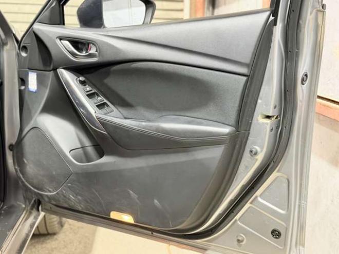 アテンザ2.2 XD ディーゼルターボ　防錆塗装TVナビBカメETCドラレコ 2WD 2200