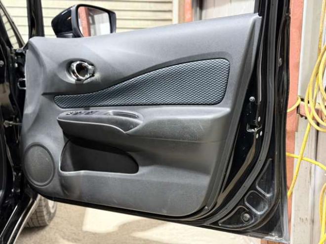 ノート1.2 X FOUR 4WD　防錆塗装4WDTVナビ 1200