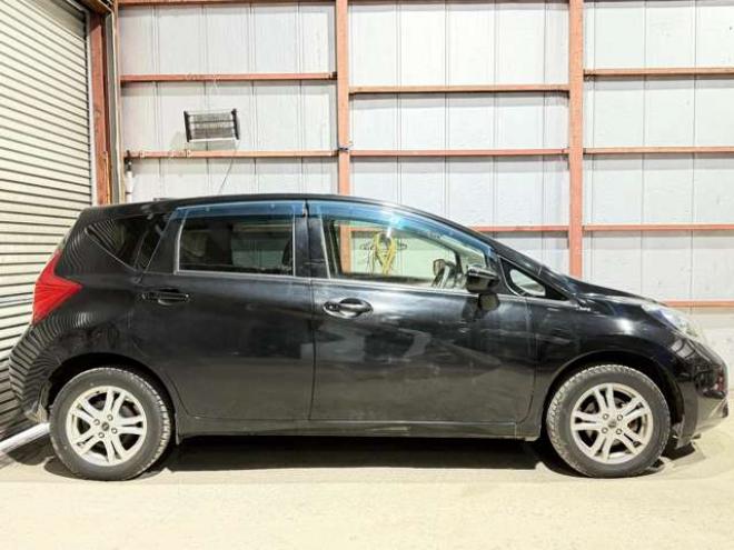 ノート1.2 X FOUR 4WD　防錆塗装4WDTVナビ 1200