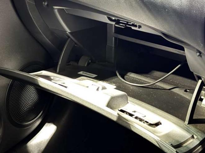 ノート1.2 X FOUR 4WD　防錆塗装4WDTVナビ 1200