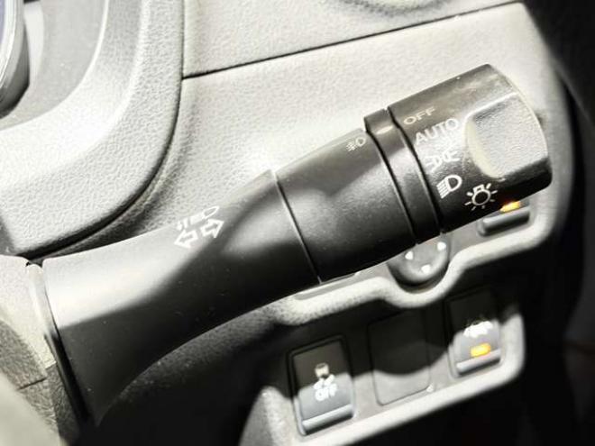 ノート1.2 X FOUR 4WD　防錆塗装4WDTVナビ 1200