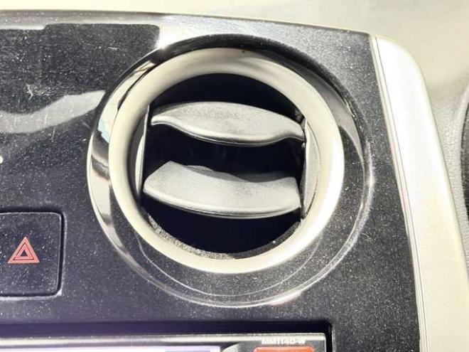 ノート1.2 X FOUR 4WD　防錆塗装4WDTVナビ 1200