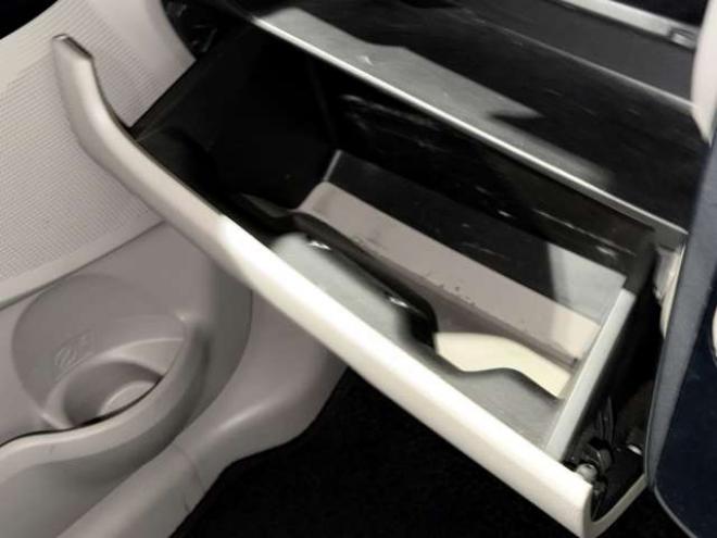 デイズS 4WD　防錆塗装4WDキーレスナビエンスタETC 660