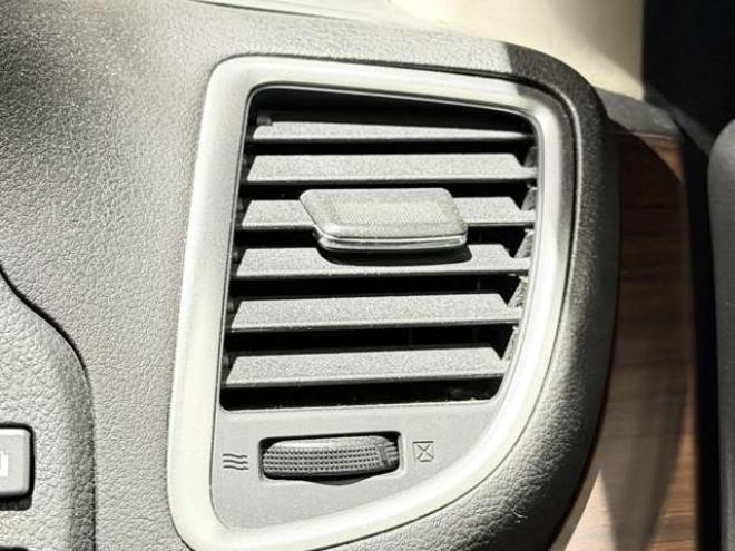 ティアナ2.5 250XE FOUR 4WD　防錆塗装4WDTVナビBカメETC夏冬タイヤ 2500