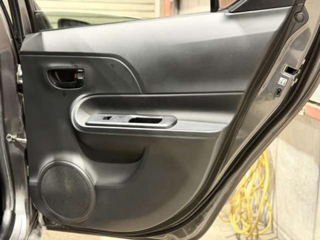 アクア1.5 S　防錆塗装TVナビBカメエンスタ 2WD 1500