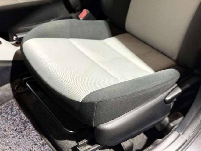 アクア1.5 S　防錆塗装TVナビBカメエンスタ 2WD 1500