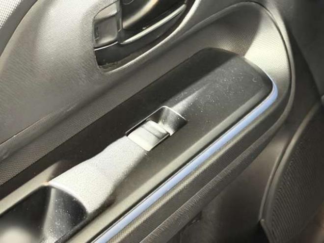 アクア1.5 S　防錆塗装TVナビBカメエンスタ 2WD 1500