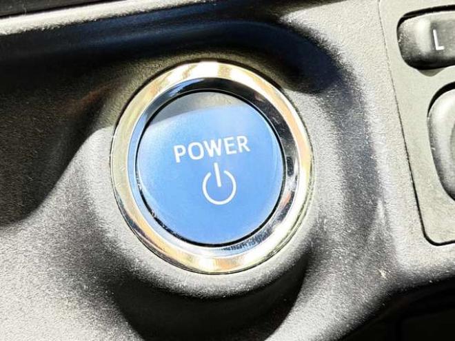 アクア1.5 S　防錆塗装TVナビBカメエンスタ 2WD 1500