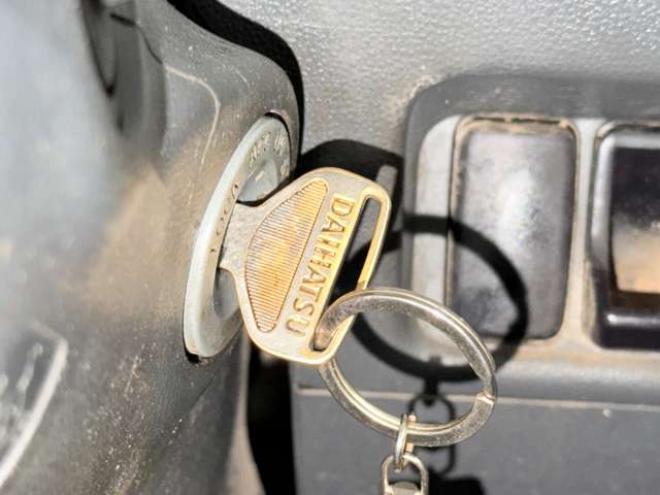 ハイゼットトラック 農用スペシャル 3方開 4WD　防錆塗装4WD夏冬タイヤ 660