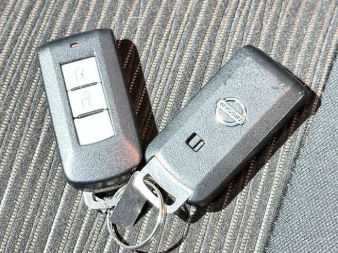 デイズハイウェイスターX Vセレクション +SafetyII 4WD　下廻防錆4WDTVナビBカメ夏冬タイヤ 660