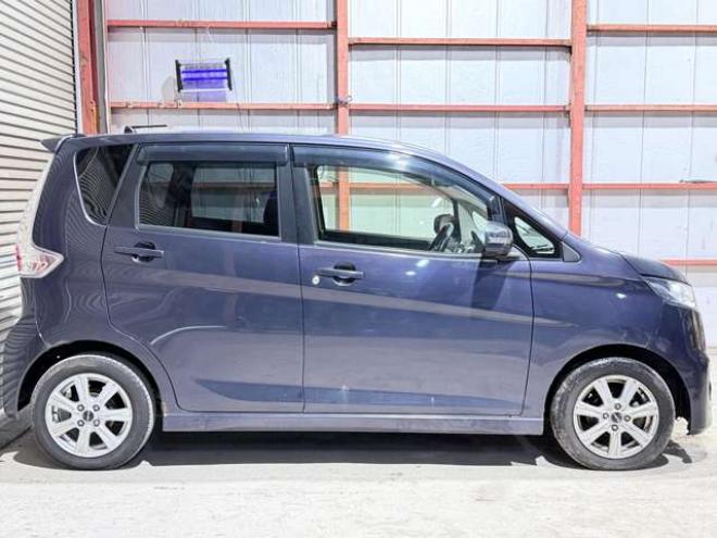 デイズハイウェイスターX Vセレクション +SafetyII 4WD　下廻防錆4WDTVナビBカメ夏冬タイヤ 660