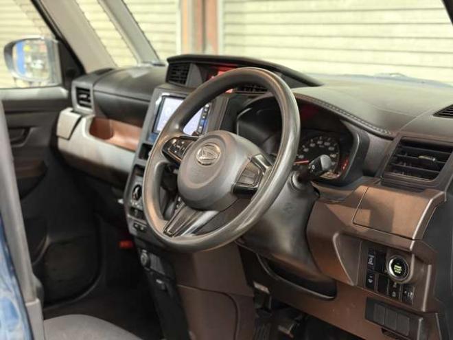 トール1.0 X 4WD　防錆塗装4WDTVナビBカメETC 1000