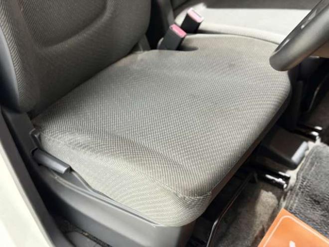 ワゴンRFX 4WD　防錆塗装4WDCDエンスタシートヒーター夏冬タイヤ 660