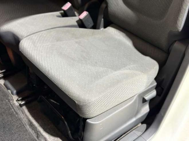 ワゴンRFX 4WD　防錆塗装4WDCDエンスタシートヒーター夏冬タイヤ 660