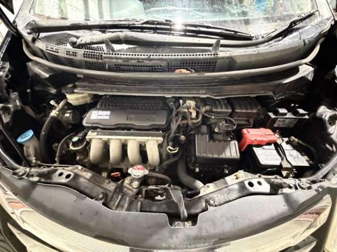 フリード1.5 G ジャストセレクション 4WD　防錆塗装4WDTVナビエンスタ 1500