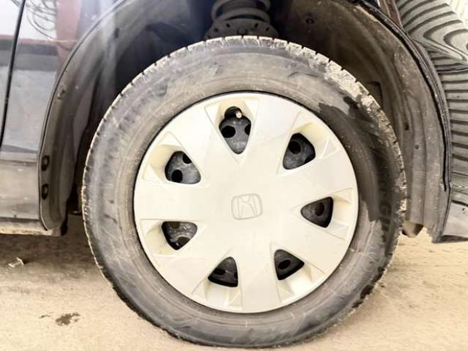 フリード1.5 G ジャストセレクション 4WD　防錆塗装4WDTVナビエンスタ 1500