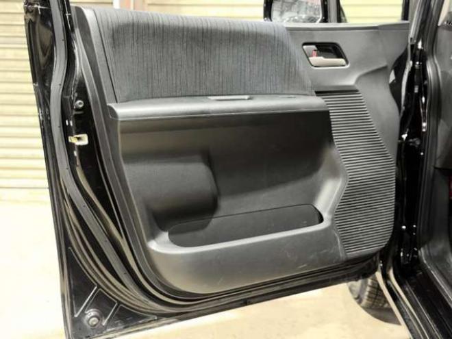 フリード1.5 G ジャストセレクション 4WD　防錆塗装4WDTVナビエンスタ 1500