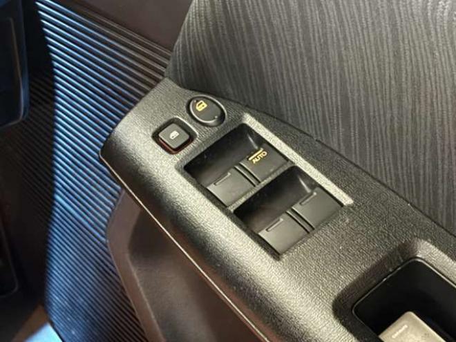 フリード1.5 G ジャストセレクション 4WD　防錆塗装4WDTVナビエンスタ 1500