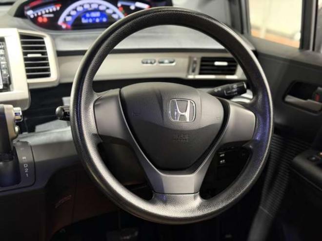 フリードスパイク1.5 G ジャストセレクション 4WD　防錆塗装4WDナビBカメETC 1500