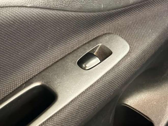 セレナ2.0 ハイウェイスター Vセレクション+Safety アドバンストセーフティ パッケージ 4WD　防錆塗装4WDTVナビBカメETC夏冬タイヤ 2000