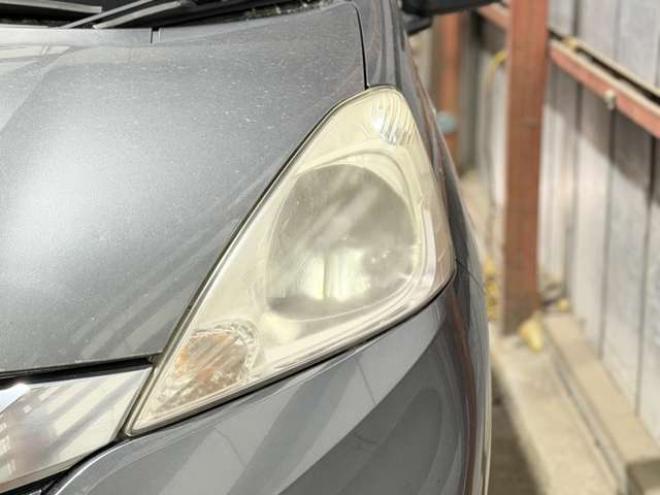 フィットシャトルハイブリッド1.3 スマートセレクション　防錆塗装TVナビエンスタ積込タイヤ 2WD 1300