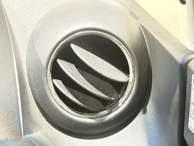 フィットシャトルハイブリッド1.3 スマートセレクション　防錆塗装TVナビエンスタ積込タイヤ 2WD 1300