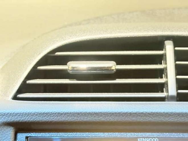 フィットシャトルハイブリッド1.3 スマートセレクション　防錆塗装TVナビエンスタ積込タイヤ 2WD 1300