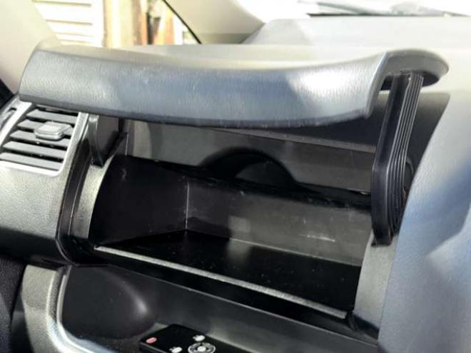 セレナ2.0 ハイウェイスター Vセレクション+Safety 4WD　防錆塗装4WDTVナビBカメエンスタ後席モニタ 2000