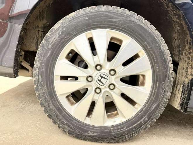 ステップワゴン2.0 スパーダ S 4WD　防錆塗装4WDワンオーナーTVナビBカメETC 2000