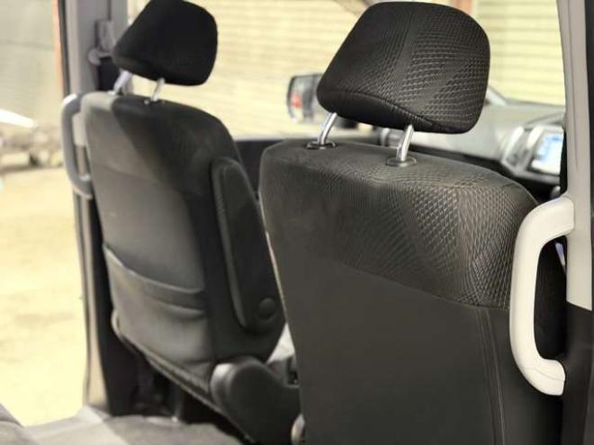 ステップワゴン2.0 スパーダ S 4WD　防錆塗装4WDワンオーナーTVナビBカメETC 2000