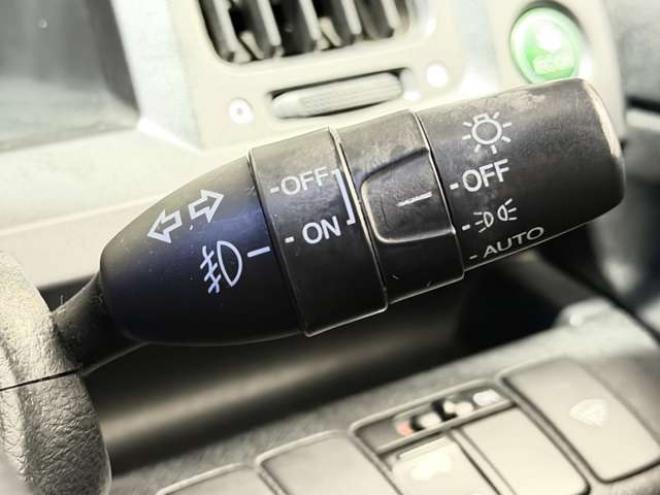 ステップワゴン2.0 スパーダ S 4WD　防錆塗装4WDワンオーナーTVナビBカメETC 2000