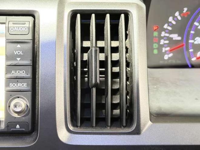 ステップワゴン2.0 スパーダ S 4WD　防錆塗装4WDワンオーナーTVナビBカメETC 2000