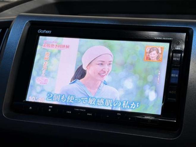 ステップワゴン2.0 スパーダ Z 4WD　防錆塗装4WDTVナビBカメ後席モニタETCエンスタ夏冬タイヤ 2000