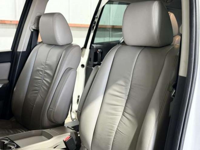 MPV2.3 23S Lパッケージ 4WD　防錆塗装ユーザー買取車4WDTVナビBカメ後席モニタエンスタ 2300