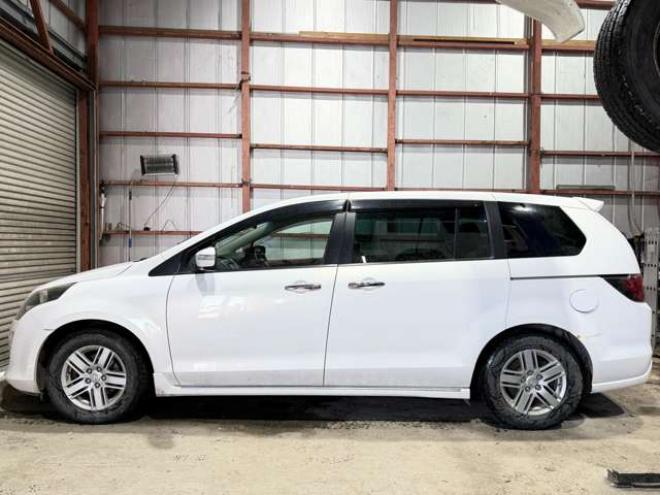 MPV2.3 23S Lパッケージ 4WD　防錆塗装ユーザー買取車4WDTVナビBカメ後席モニタエンスタ 2300